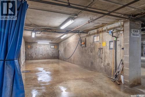 404 5301 Universal Crescent, Regina, SK - Indoor Photo Showing Garage