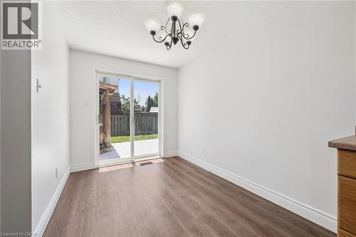71 Peach Blossom Crescent, Kitchener, ON 