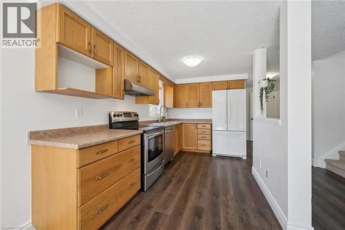 Kitchen - 71 Peach Blossom Crescent, Kitchener, ON 