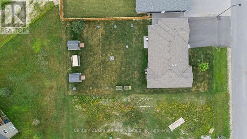 LARGE BACKYARD WITH STORAGE SHEDS/WOOD SHED - 39 Windover Drive, Minden Hills (Lutterworth), ON 
