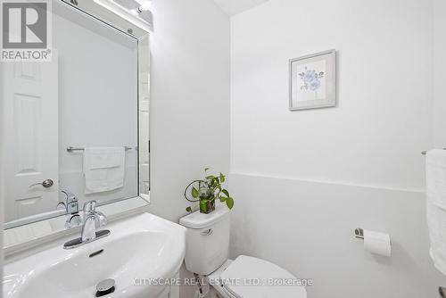 1143 Windgrove Square, Pickering, ON - Indoor Photo Showing Bathroom