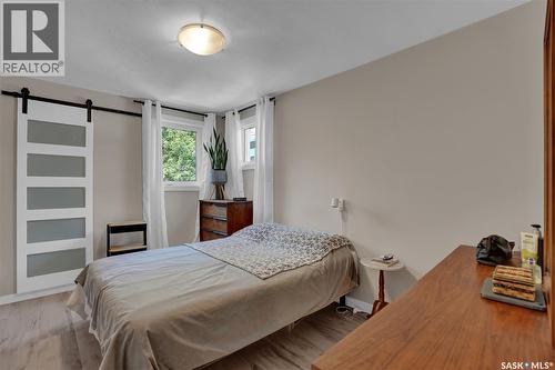 2604 Robinson Street, Regina, SK - Indoor Photo Showing Bedroom