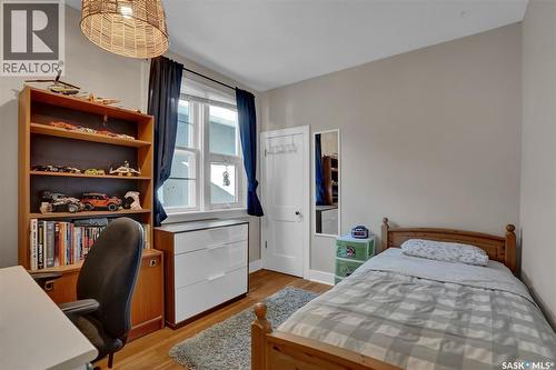 2604 Robinson Street, Regina, SK - Indoor Photo Showing Bedroom