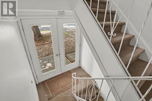 657 Golden Avenue, Ottawa, ON - Indoor Photo Showing Other Room