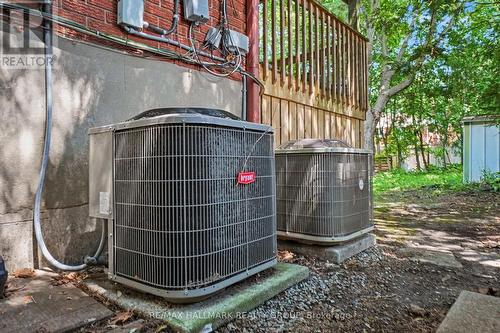 657 Golden Avenue, Ottawa, ON - Indoor