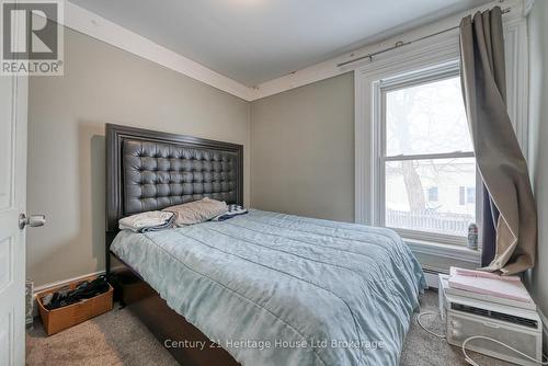 119 Carroll Street, Ingersoll (Ingersoll - South), ON - Indoor Photo Showing Bedroom