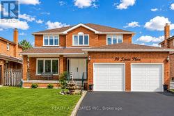 96 ZINNIA PLACE S Vaughan, ON L4L 6G7