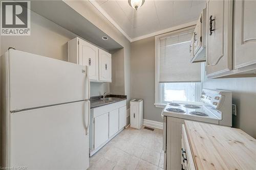 119 Carroll Street, Ingersoll, ON - Indoor