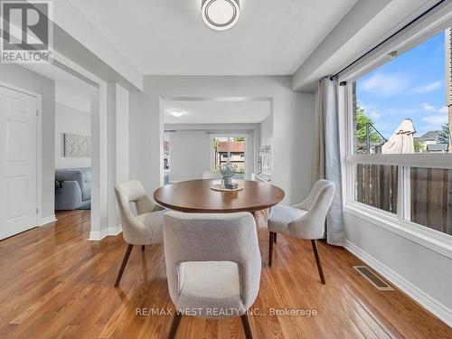 1369 Old Zeller Drive, Kitchener, ON - Indoor Photo Showing Dining Room