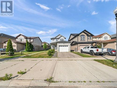 1369 Old Zeller Drive, Kitchener, ON - Outdoor With Facade