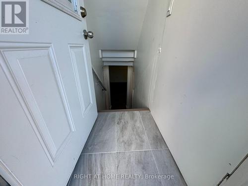 Lower - 950 Queens Boulevard, Kitchener, ON - Indoor Photo Showing Other Room