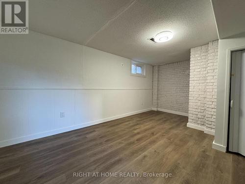 Lower - 950 Queens Boulevard, Kitchener, ON - Indoor Photo Showing Other Room