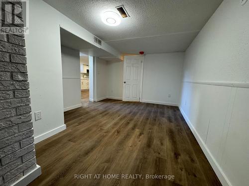 Lower - 950 Queens Boulevard, Kitchener, ON - Indoor Photo Showing Other Room