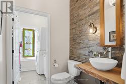 Powder Room - Main floor - 