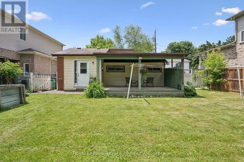 10 Macville Avenue, Kitchener, ON - Outdoor