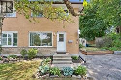 196 WALKER Street  Cambridge, ON N3C 2C2
