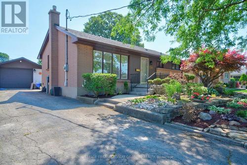 238 STARLIGHT AVENUE  London East (East H), ON N5W 4X9