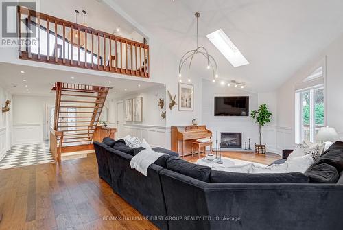 125 Percy Crescent, Scugog, ON - Indoor Photo Showing Living Room With Fireplace
