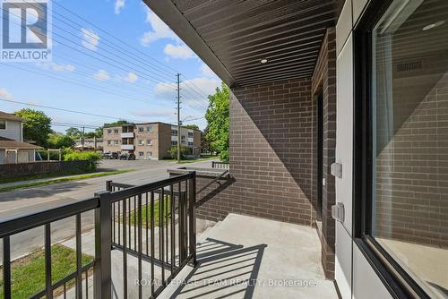 B - 1229 SHILLINGTON STREET , Ottawa, Ontario K1Z 6K6 2