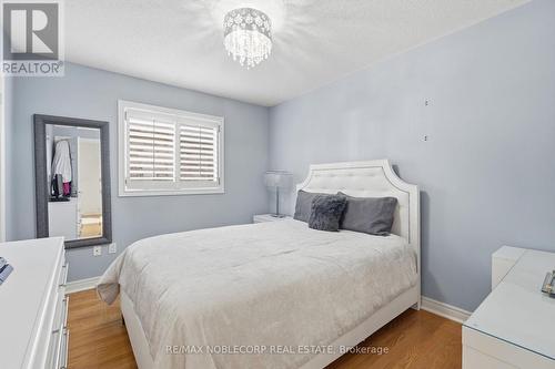 111 Emily Carr Crescent, Caledon, ON - Indoor Photo Showing Bedroom
