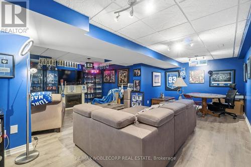 111 Emily Carr Crescent, Caledon, ON - Indoor