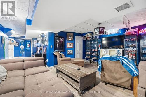 111 Emily Carr Crescent, Caledon, ON - Indoor