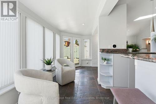 12 Wenonah Drive, Mississauga, ON - Indoor