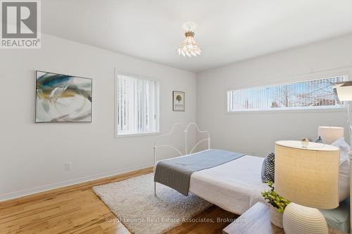 12 Wenonah Drive, Mississauga, ON - Indoor Photo Showing Bedroom
