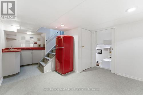 12 Wenonah Drive, Mississauga, ON - Indoor Photo Showing Other Room