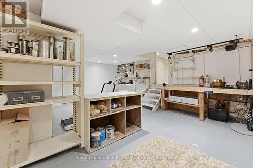 12 Wenonah Drive, Mississauga, ON - Indoor