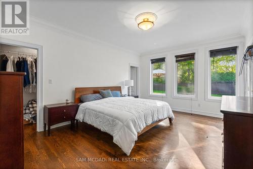 1195 Crestdale Road, Mississauga, ON - Indoor Photo Showing Bedroom