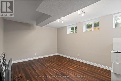 1195 Crestdale Road, Mississauga, ON - Indoor Photo Showing Other Room