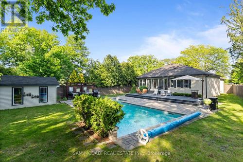 1195 Crestdale Road, Mississauga, ON - Outdoor With In Ground Pool