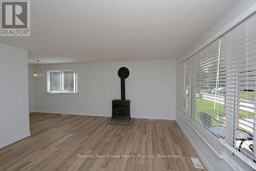 23 Pebble Beach Parkway E, South Huron, ON - Indoor Photo Showing Other Room