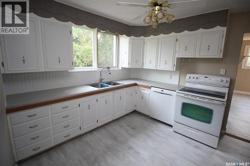 700 York Street, Indian Head, SK - Indoor Photo Showing Kitchen With Double Sink