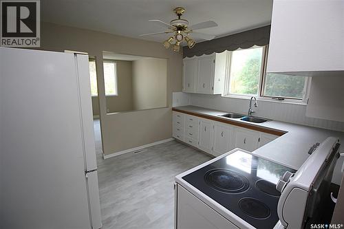 700 York Street, Indian Head, SK - Indoor