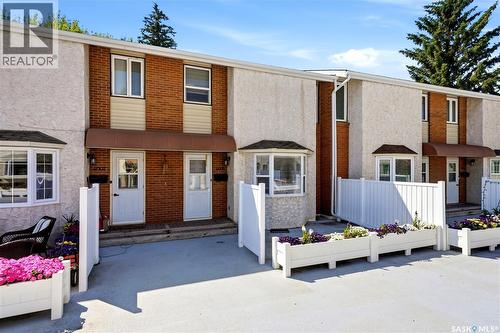 4005 Gordon Road, Regina, SK - Outdoor