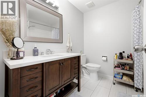 4005 Gordon Road, Regina, SK - Indoor Photo Showing Bathroom