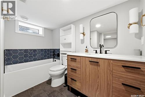 4005 Gordon Road, Regina, SK - Indoor Photo Showing Bathroom