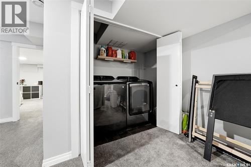 4005 Gordon Road, Regina, SK - Indoor Photo Showing Laundry Room