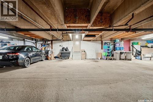 4005 Gordon Road, Regina, SK - Indoor Photo Showing Garage