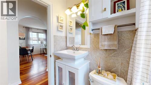 1333 Empress Street, Regina, SK - Indoor Photo Showing Bathroom