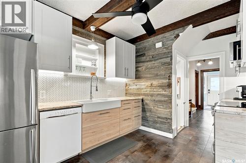 616 Rusholme Road, Saskatoon, SK - Indoor Photo Showing Kitchen