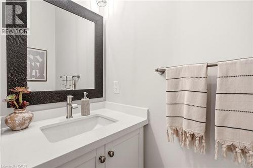 1361 Stephenson Drive, Burlington, ON - Indoor Photo Showing Bathroom