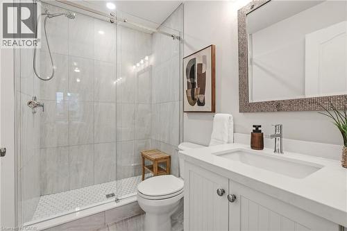1361 Stephenson Drive, Burlington, ON - Indoor Photo Showing Bathroom