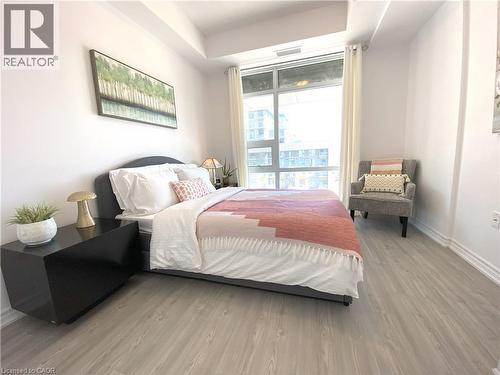 450 DUNDAS Street E Unit# 428 , Waterdown, Ontario L8B 1Z2 4