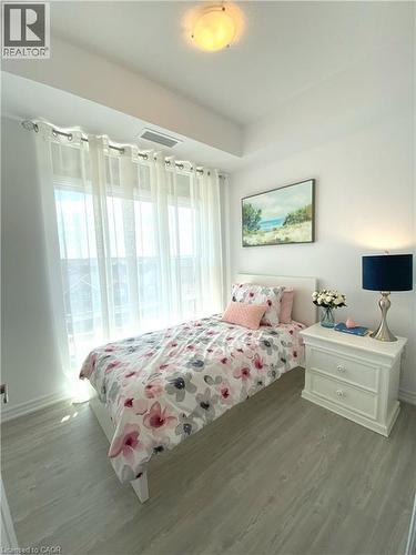 450 DUNDAS Street E Unit# 428 , Waterdown, Ontario L8B 1Z2 5