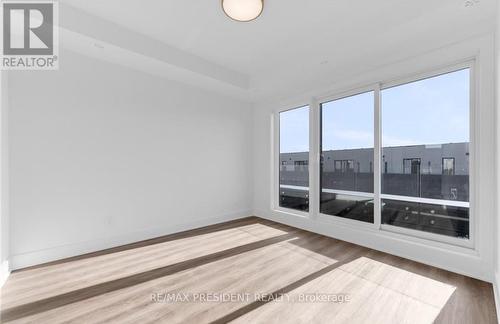 141 Everett Common, St. Catharines, ON - Indoor Photo Showing Other Room