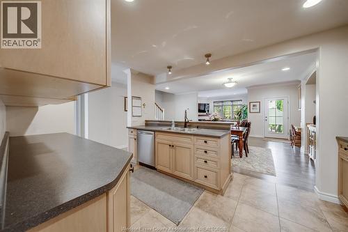 205 Whisper Creek Circle, Tecumseh, ON - Indoor Photo Showing Kitchen
