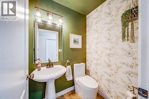 205 Whisper Creek Circle, Tecumseh, ON - Indoor Photo Showing Bathroom